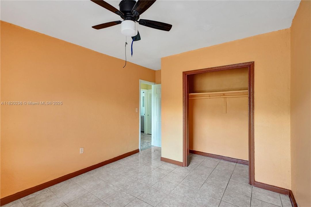 最近售出: $570,000 (0 贝兹, 0 浴室, 1452 平方英尺)