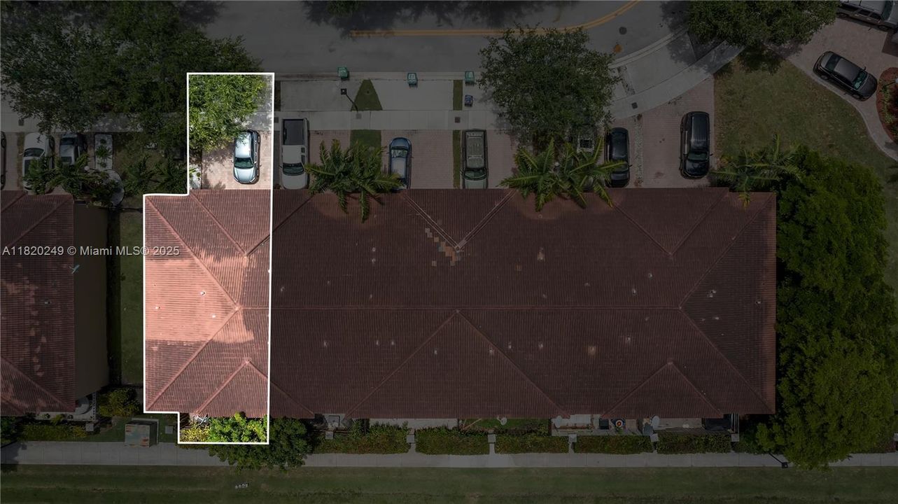 Vendido Recientemente: $420,000 (4 camas, 2 baños, 1698 Pies cuadrados)