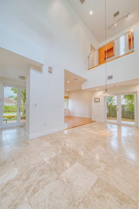 Recently Sold: $1,295,000 (4 beds, 3 baths, 3475 Square Feet)