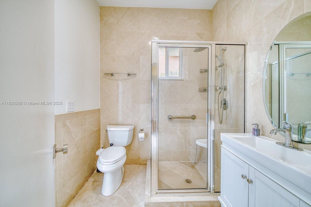 Recently Sold: $1,295,000 (4 beds, 3 baths, 3475 Square Feet)