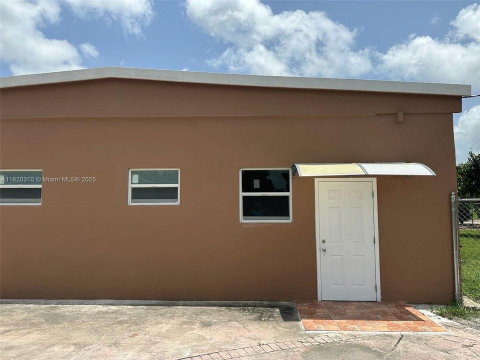 For Rent: $2,400 (2 beds, 2 baths, 0 Square Feet)