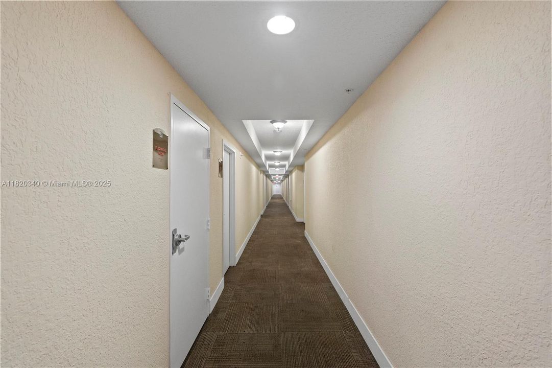 Recently Rented: $19,800 (0 beds, 1 baths, 400 Square Feet)