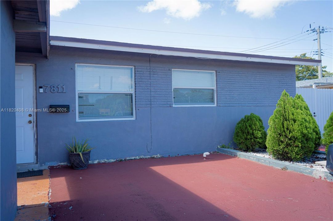 En Venta: $499,900 (3 camas, 2 baños, 1626 Pies cuadrados)