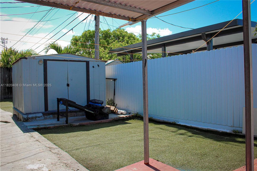 En Venta: $499,900 (3 camas, 2 baños, 1626 Pies cuadrados)