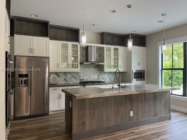 Недавно арендовано: $7,900 (5 спален, 5 ванн, 3714 Квадратных фут)