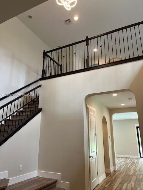 Недавно арендовано: $7,900 (5 спален, 5 ванн, 3714 Квадратных фут)