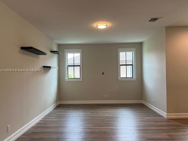 Недавно арендовано: $7,900 (5 спален, 5 ванн, 3714 Квадратных фут)