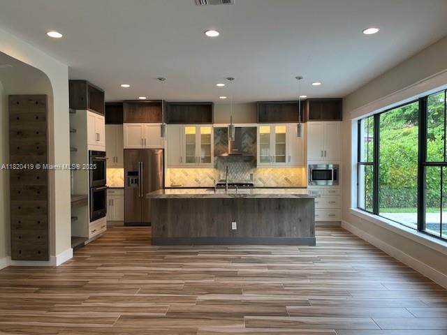 Недавно арендовано: $7,900 (5 спален, 5 ванн, 3714 Квадратных фут)