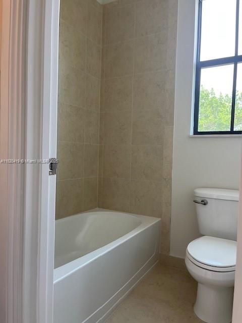 Недавно арендовано: $7,900 (5 спален, 5 ванн, 3714 Квадратных фут)