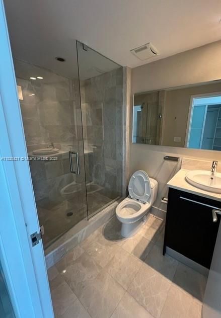 Recently Sold: $3,000,000 (3 beds, 3 baths, 1933 Square Feet)