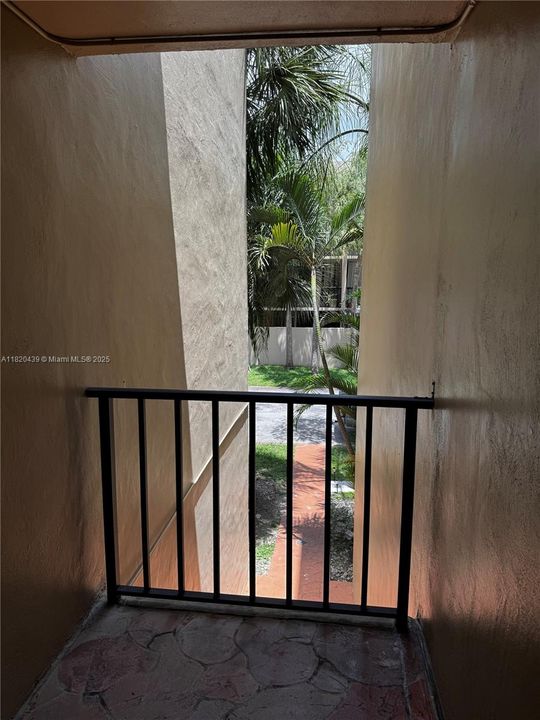 Под контрактом: $260,000 (2 спален, 2 ванн, 936 Квадратных фут)