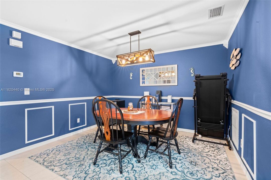 待售: $519,000 (4 贝兹, 2 浴室, 2539 平方英尺)