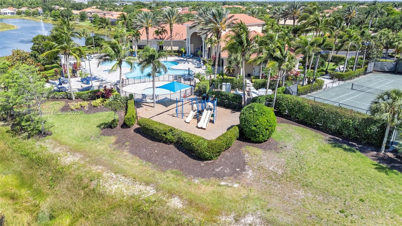 待售: $519,000 (4 贝兹, 2 浴室, 2539 平方英尺)