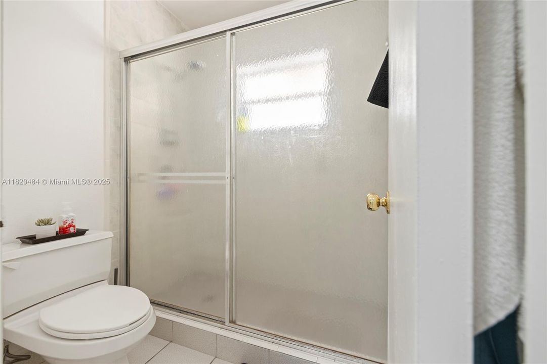 For Sale: $1,345,000 (5 beds, 3 baths, 2810 Square Feet)