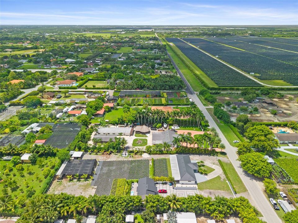 For Sale: $1,345,000 (5 beds, 3 baths, 2810 Square Feet)