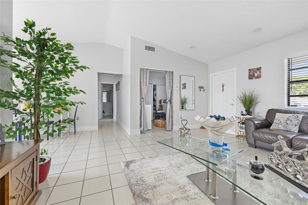 For Sale: $1,345,000 (5 beds, 3 baths, 2810 Square Feet)