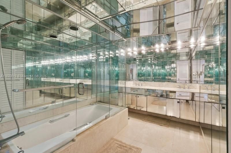 Vendido Recientemente: $1,330,000 (2 camas, 2 baños, 1994 Pies cuadrados)