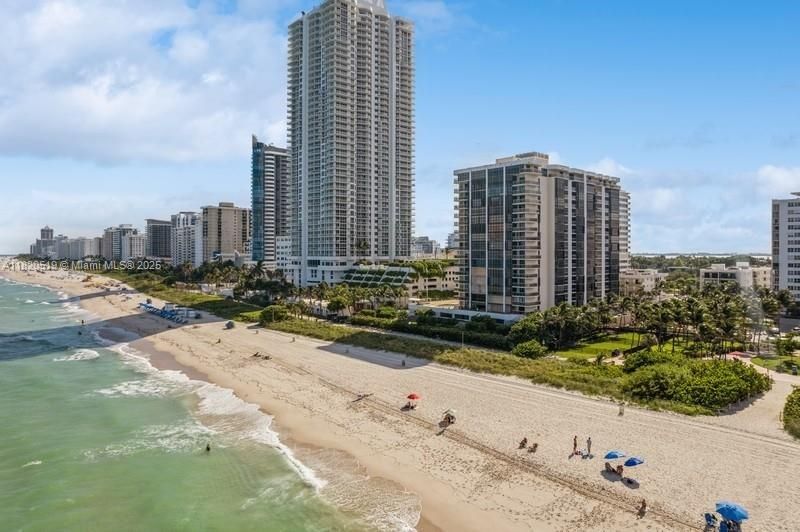 Vendido Recientemente: $1,330,000 (2 camas, 2 baños, 1994 Pies cuadrados)