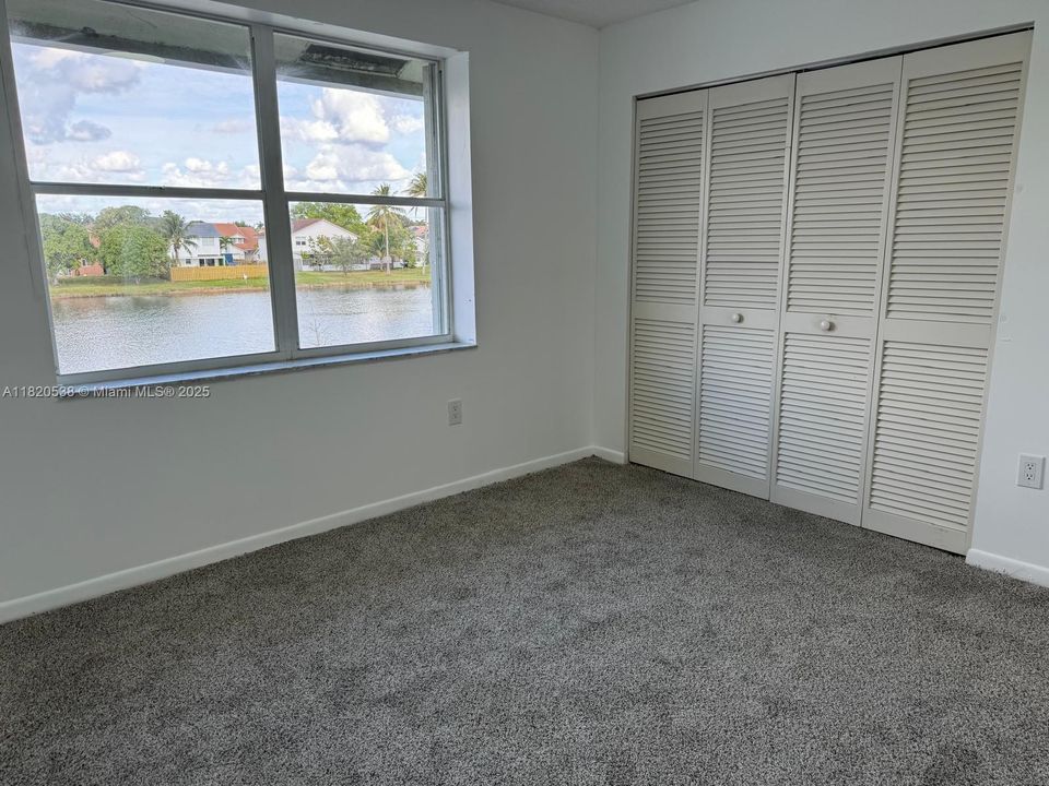 В аренду: $4,900 (5 спален, 2 ванн, 2820 Квадратных фут)