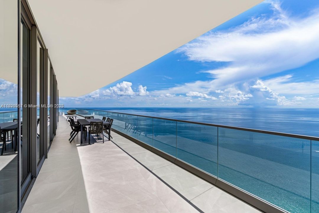 En Venta: $8,190,000 (4 camas, 5 baños, 3460 Pies cuadrados)