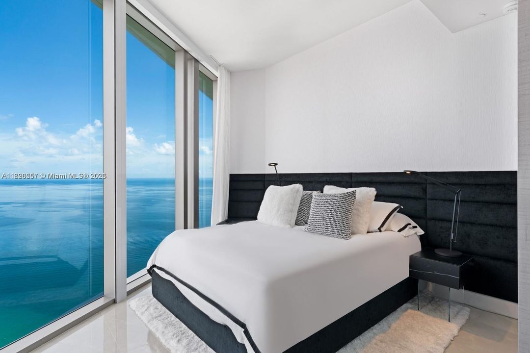 En Venta: $8,190,000 (4 camas, 5 baños, 3460 Pies cuadrados)