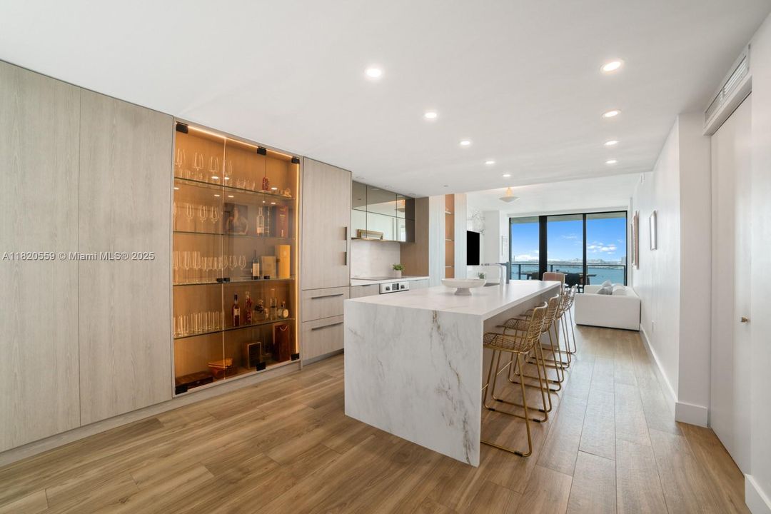 Activo con contrato: $1,195,000 (2 camas, 3 baños, 1301 Pies cuadrados)