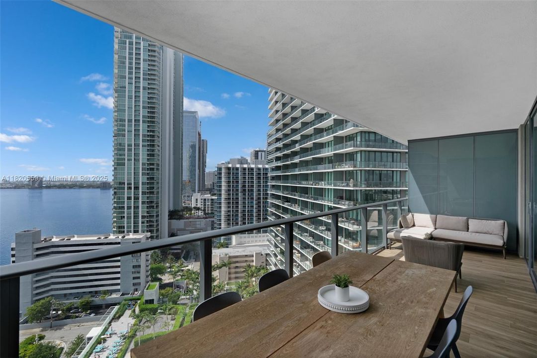 Activo con contrato: $1,195,000 (2 camas, 3 baños, 1301 Pies cuadrados)