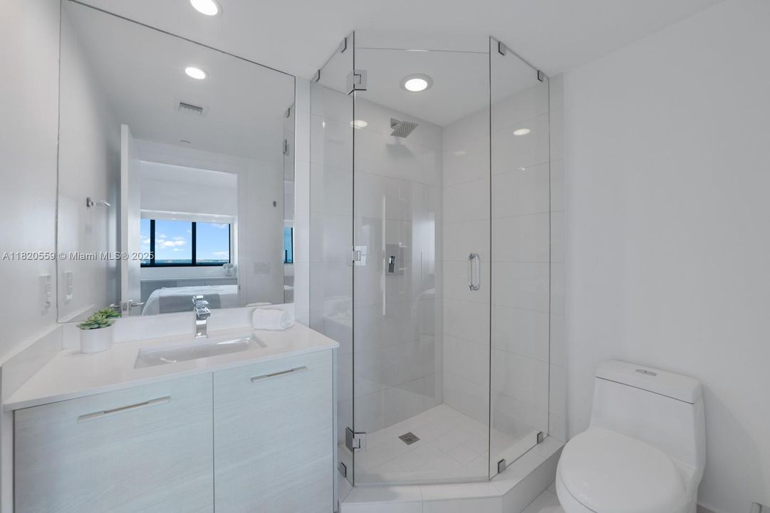 Activo con contrato: $1,195,000 (2 camas, 3 baños, 1301 Pies cuadrados)