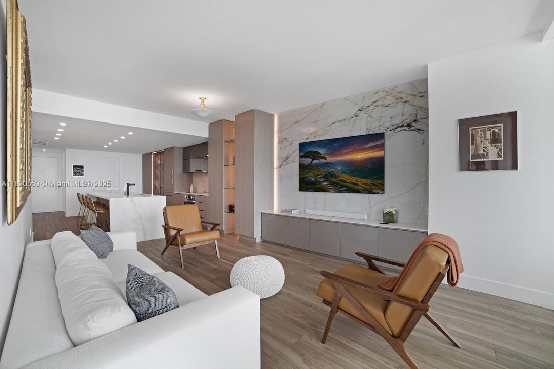 Activo con contrato: $1,195,000 (2 camas, 3 baños, 1301 Pies cuadrados)