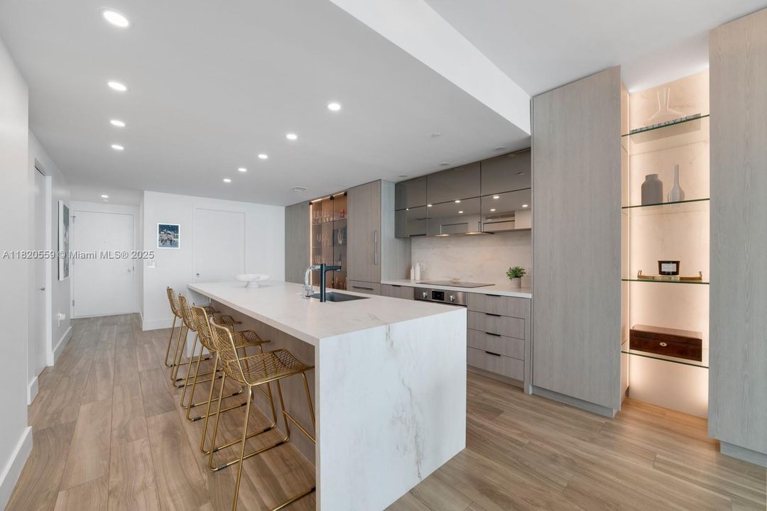 Activo con contrato: $1,195,000 (2 camas, 3 baños, 1301 Pies cuadrados)