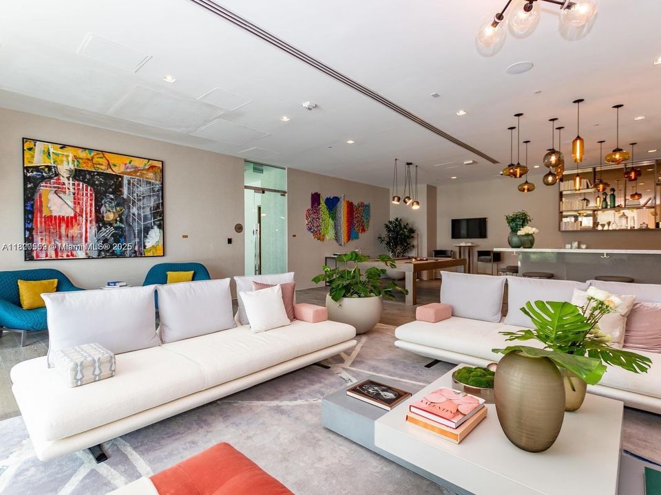 Activo con contrato: $1,195,000 (2 camas, 3 baños, 1301 Pies cuadrados)