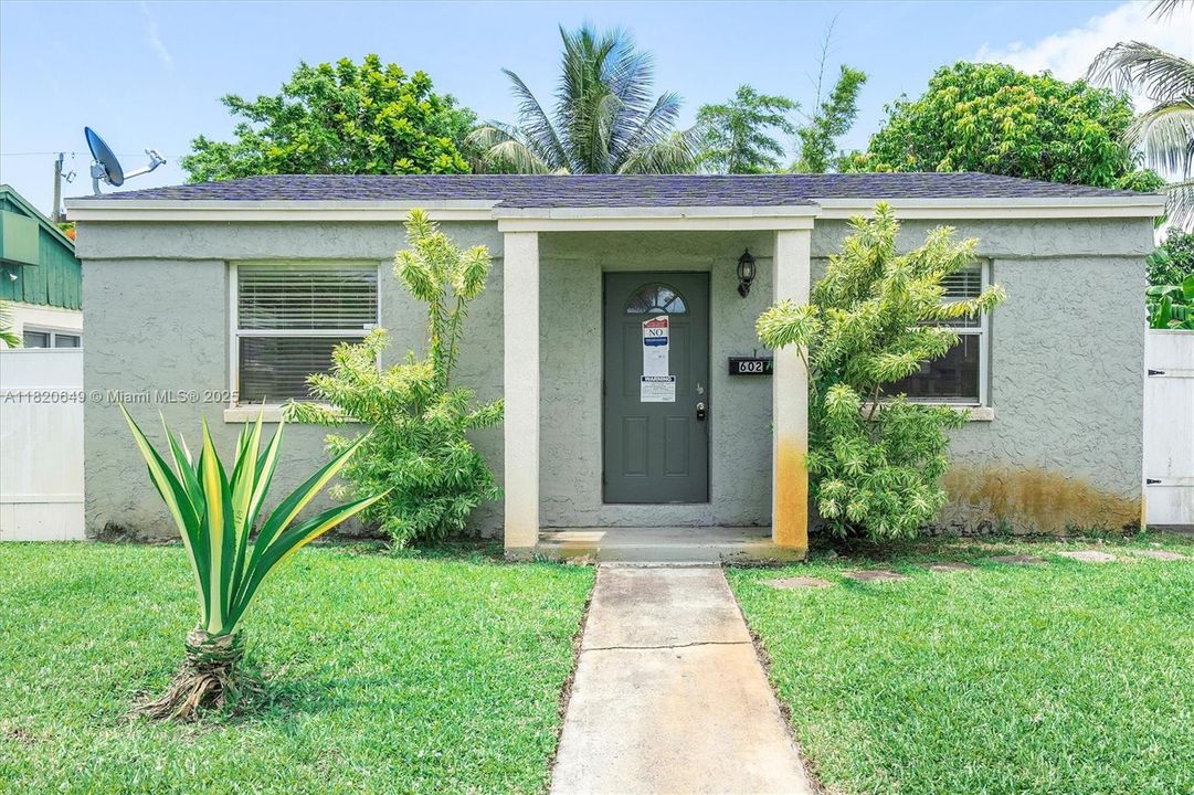 Vendido Recientemente: $306,000 (2 camas, 1 baños, 750 Pies cuadrados)