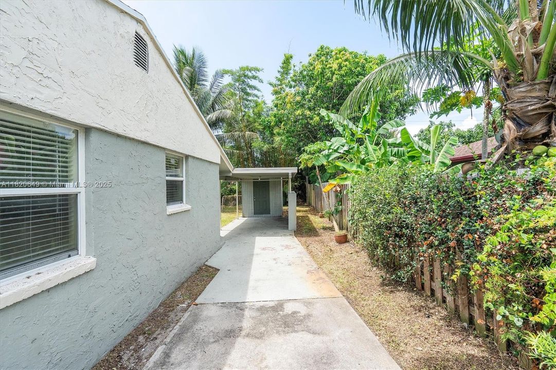 Vendido Recientemente: $306,000 (2 camas, 1 baños, 750 Pies cuadrados)