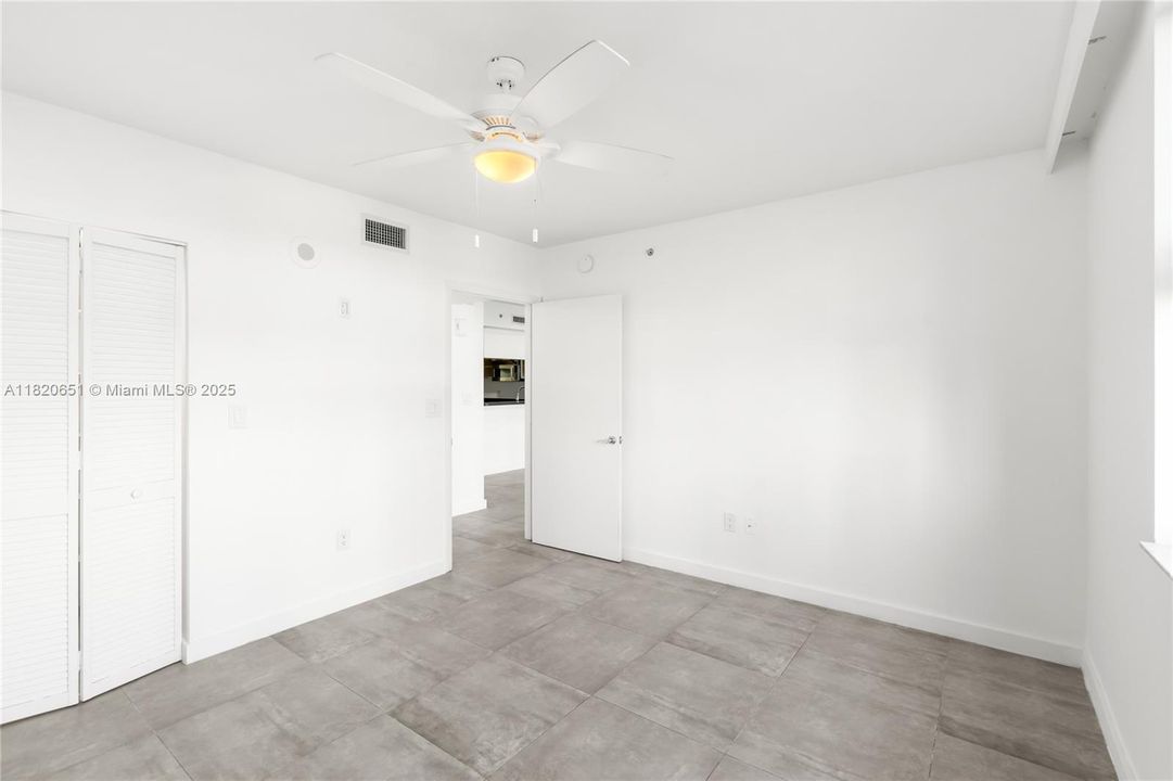 Недавно продано: $389,000 (1 спален, 1 ванн, 757 Квадратных фут)