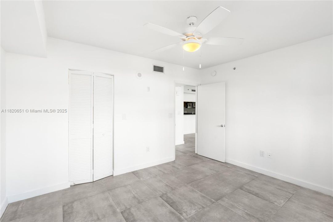 Недавно продано: $389,000 (1 спален, 1 ванн, 757 Квадратных фут)