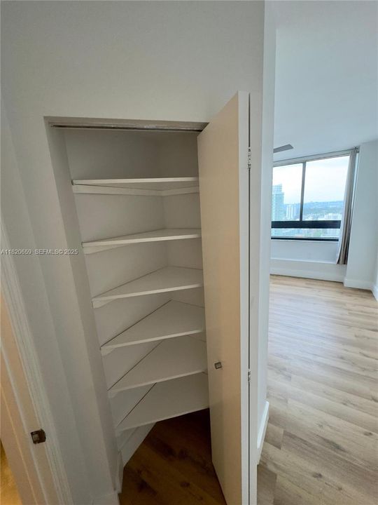 En Venta: $1,199,000 (2 camas, 2 baños, 1269 Pies cuadrados)