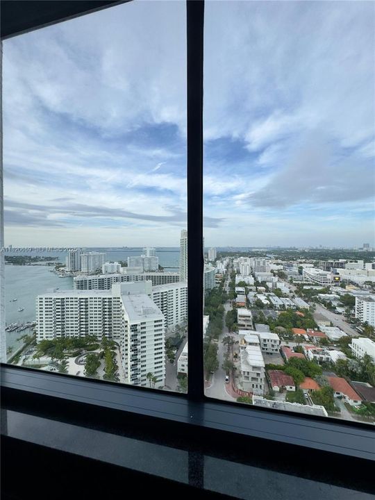 En Venta: $1,199,000 (2 camas, 2 baños, 1269 Pies cuadrados)