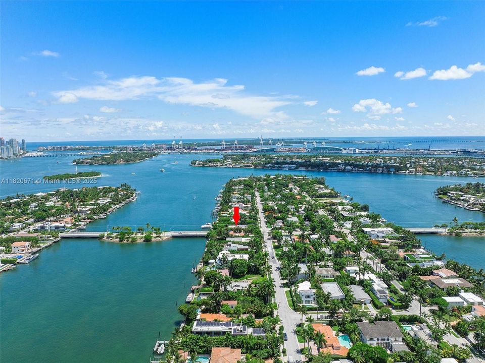 最近租的: $33,980 (4 贝兹, 3 浴室, 0 平方英尺)