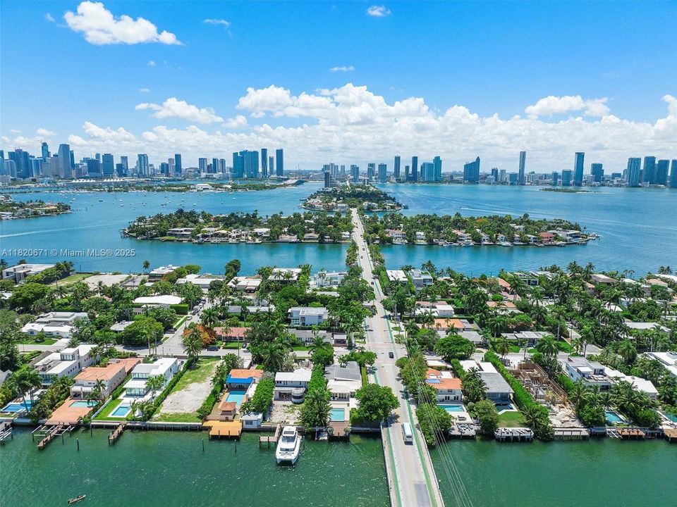 最近租的: $33,980 (4 贝兹, 3 浴室, 0 平方英尺)