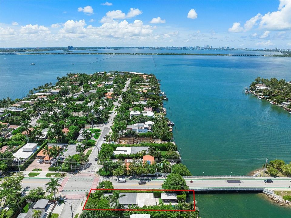 最近租的: $33,980 (4 贝兹, 3 浴室, 0 平方英尺)