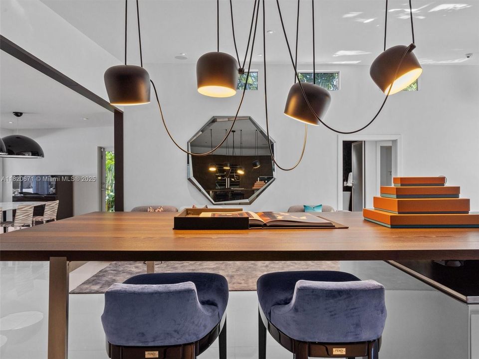 最近租的: $33,980 (4 贝兹, 3 浴室, 0 平方英尺)