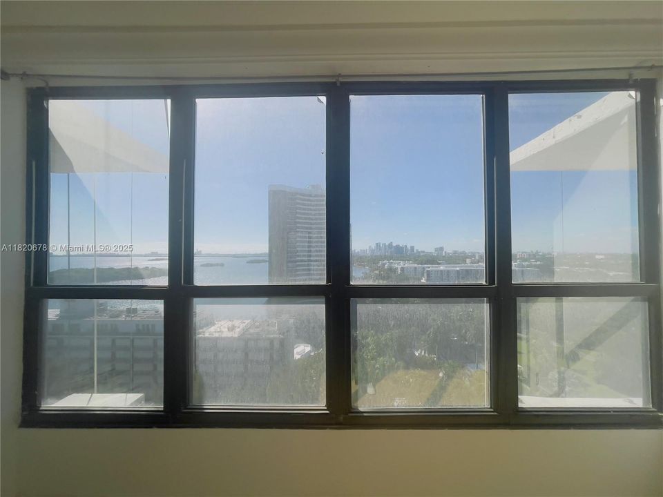 For Sale: $495,000 (2 beds, 2 baths, 1229 Square Feet)