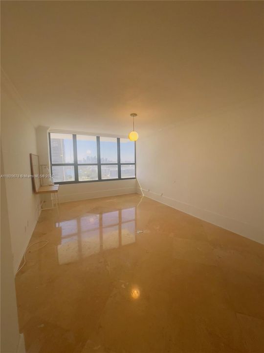 For Sale: $495,000 (2 beds, 2 baths, 1229 Square Feet)