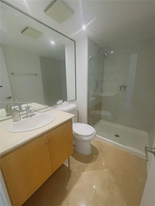 For Sale: $495,000 (2 beds, 2 baths, 1229 Square Feet)