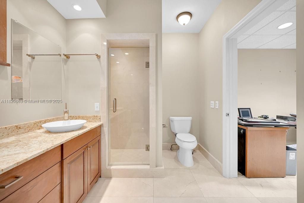 В аренду: $33 (0 спален, 0 ванн, 0 Квадратных фут)