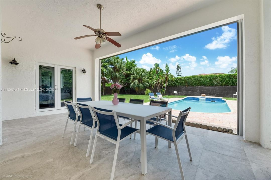 Active With Contract: $1,199,000 (4 beds, 3 baths, 2467 Square Feet)