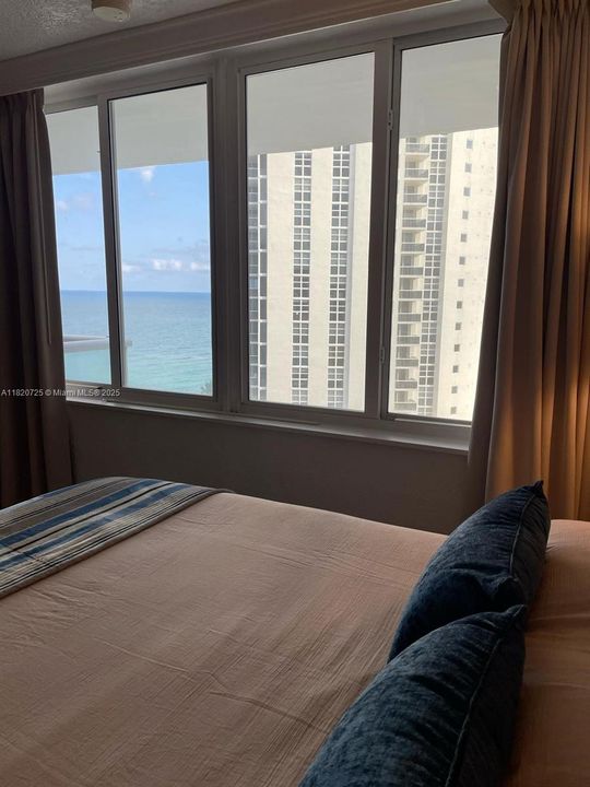 最近售出: $95,000 (0 贝兹, 1 浴室, 360 平方英尺)