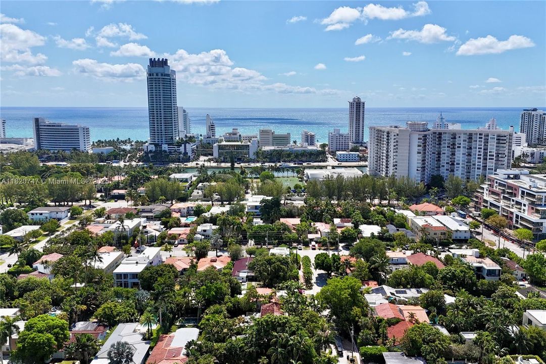 For Sale: $1,795,000 (4 beds, 3 baths, 1900 Square Feet)