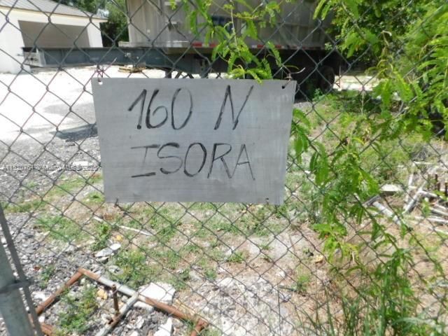 На продажу: $580,500 (4 спален, 2 ванн, 0 Квадратных фут)