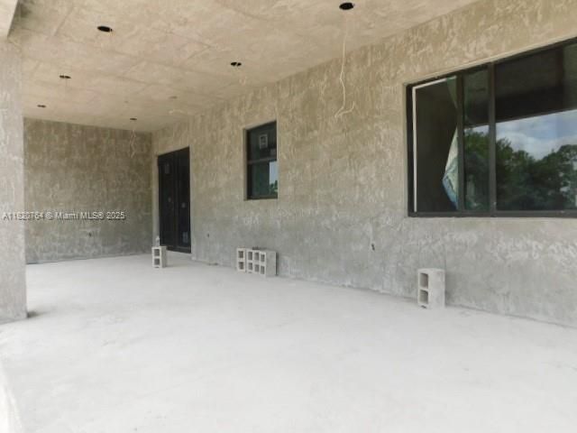 На продажу: $580,500 (4 спален, 2 ванн, 0 Квадратных фут)